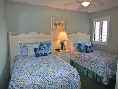 2 bedroom Condo on Bay side 2 bedroom Condo on Bay side
